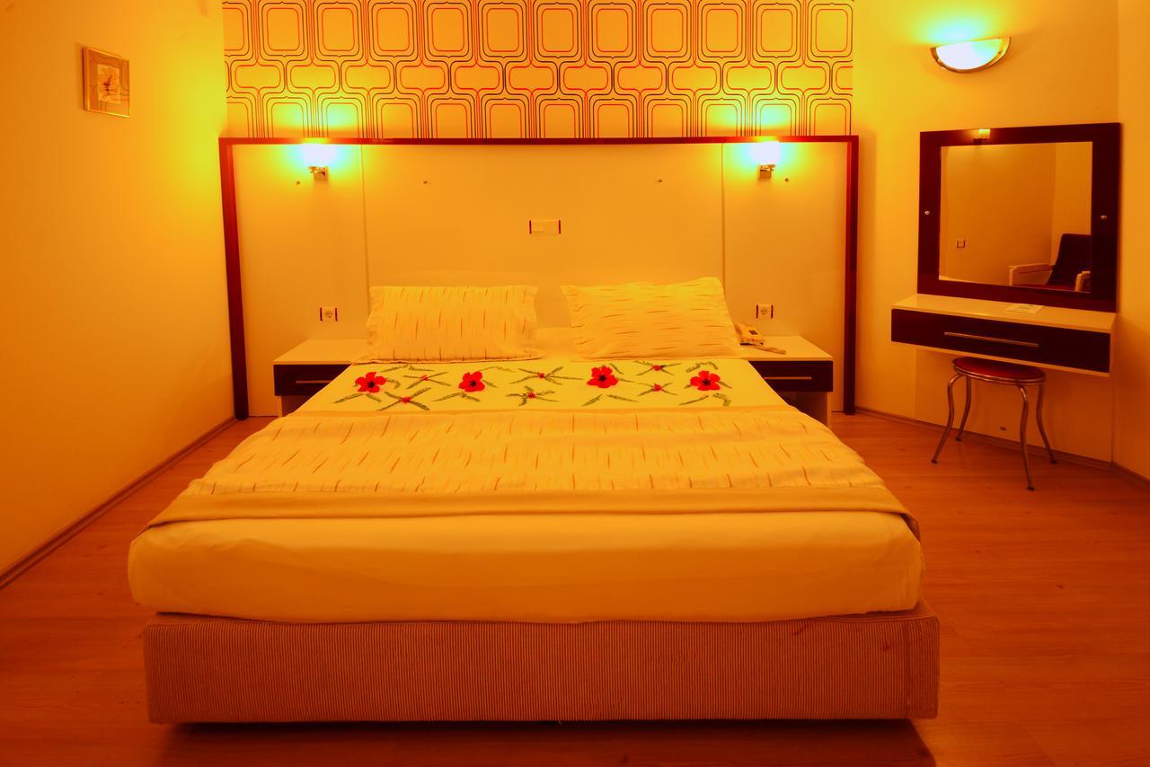 Hotel Pirat Καλκάν Εξωτερικό φωτογραφία
