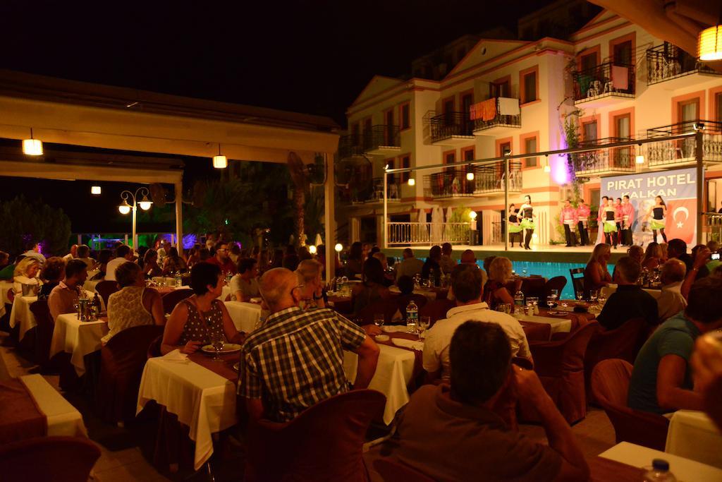 Hotel Pirat Καλκάν Εξωτερικό φωτογραφία